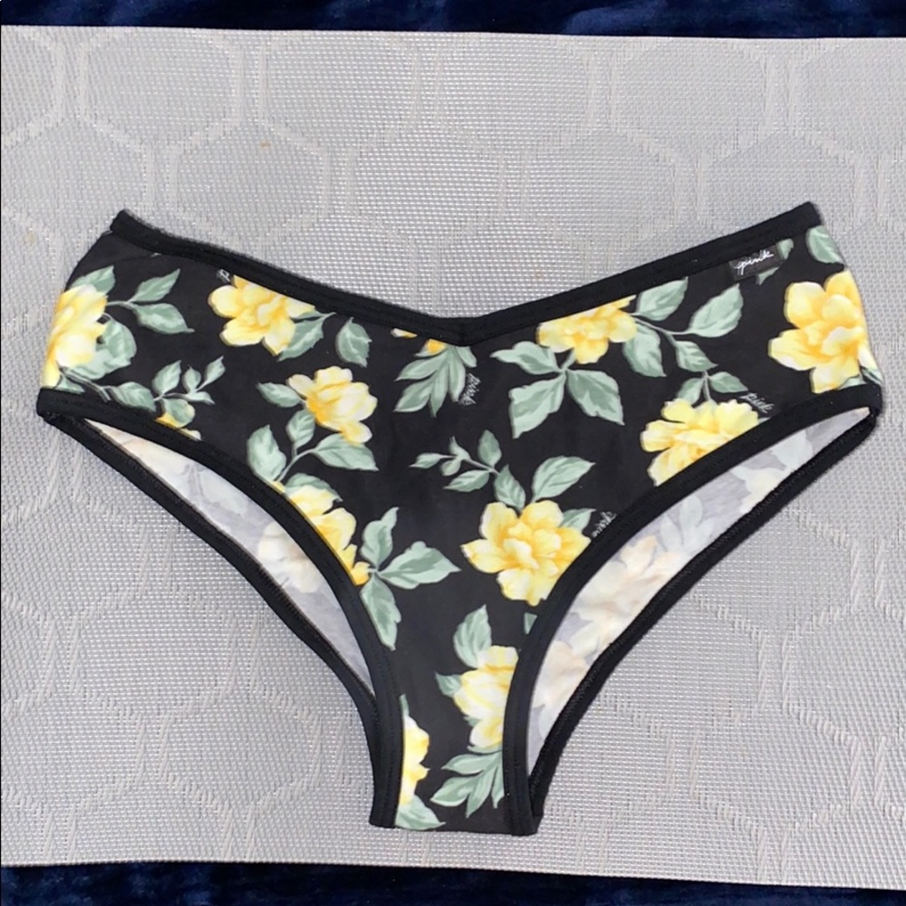 Medium PINK Floral Patterned Hipster